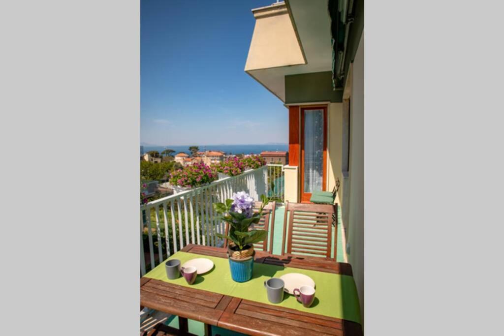 Apartament White House Sorrento - Casa Vacanza Zewnętrze zdjęcie